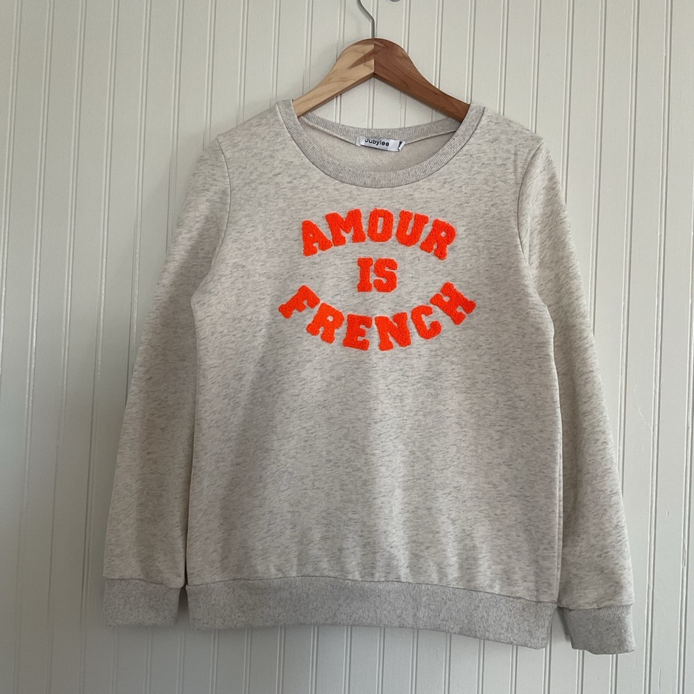 Jubylee Graphic Sweatshirt Amour is French